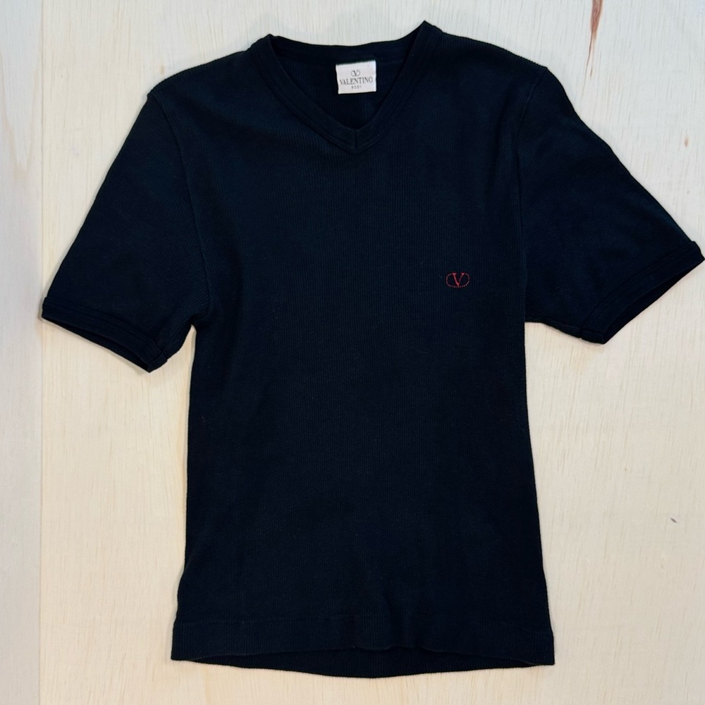 VTG Valentino Body Ribbed V-Neck T-Shirt Black Red Embroidered Logo Italy M/L